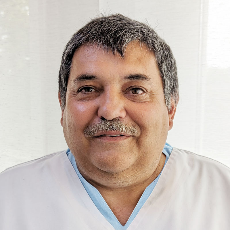 Dr. medic Dan Marius Marginean – Zahnarzt und Implanologe